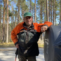 Knut Hans  Holmøy