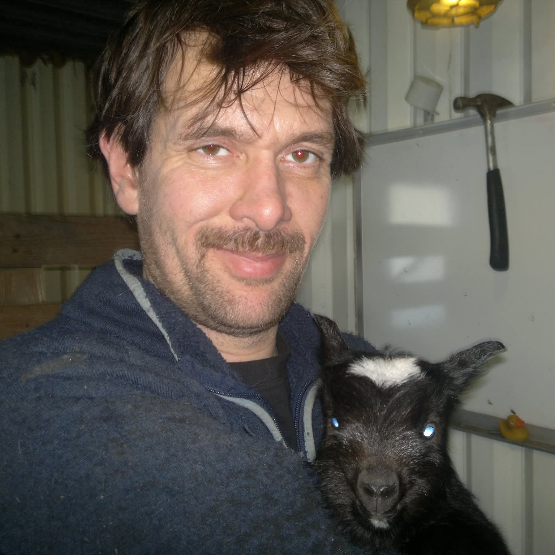 Endre  Refvik
