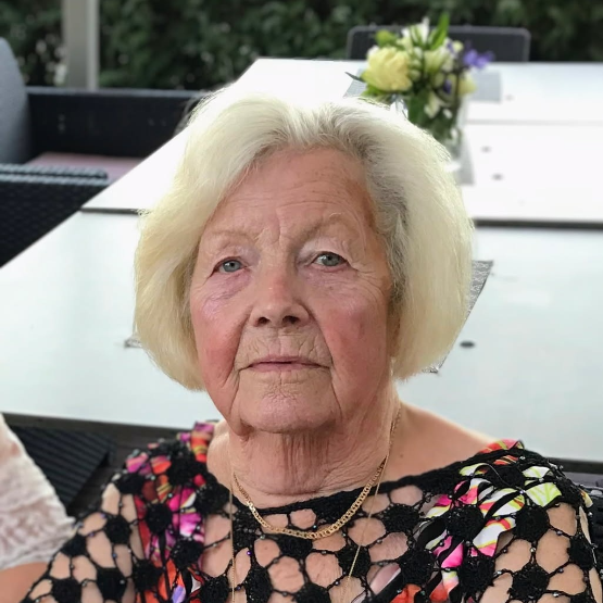Astrid Holst