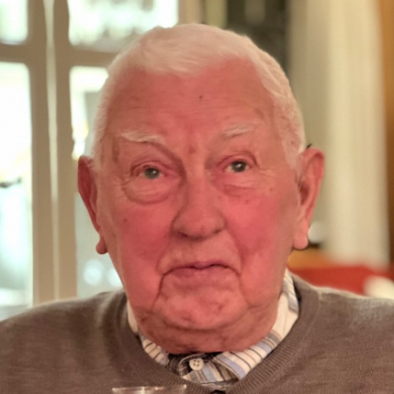 Bjørn Georg Holter
