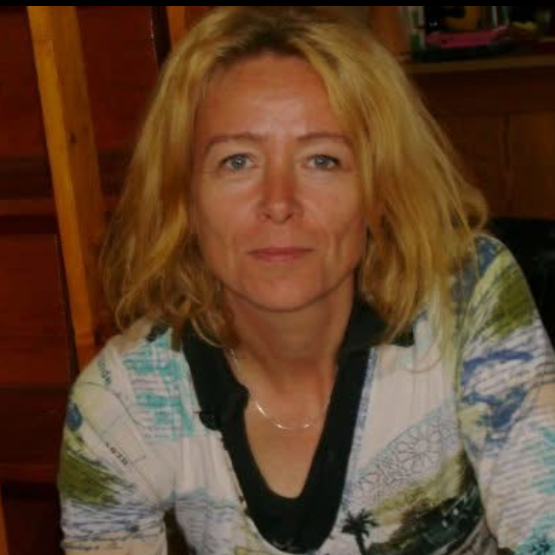 Gunn Carol  Thompson 
