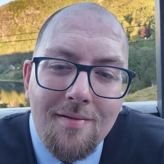Stian  Natås 