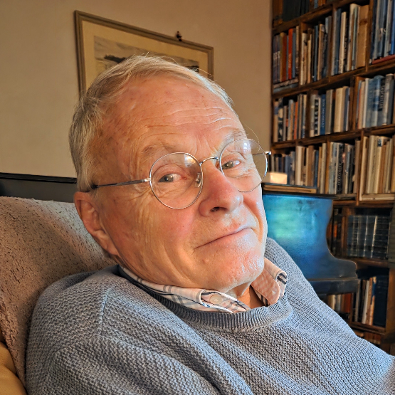 Olav Konrad Momyr
