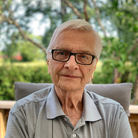 Lars Hofgård