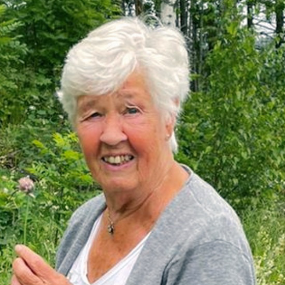 Edith Beathe Fjeld