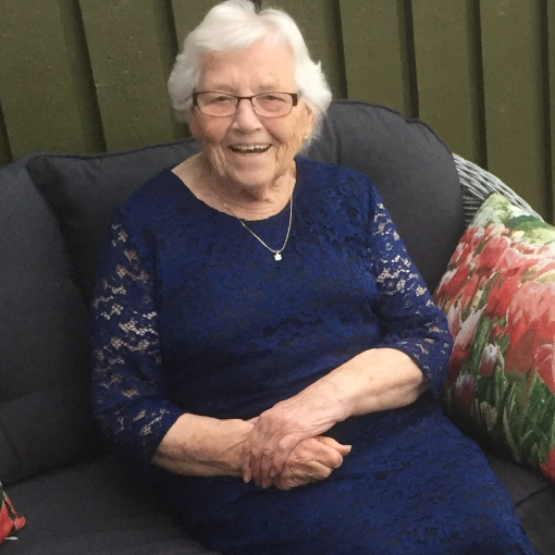 Ruth Løland