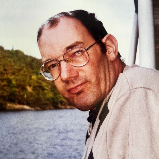 Tor Sjørholt