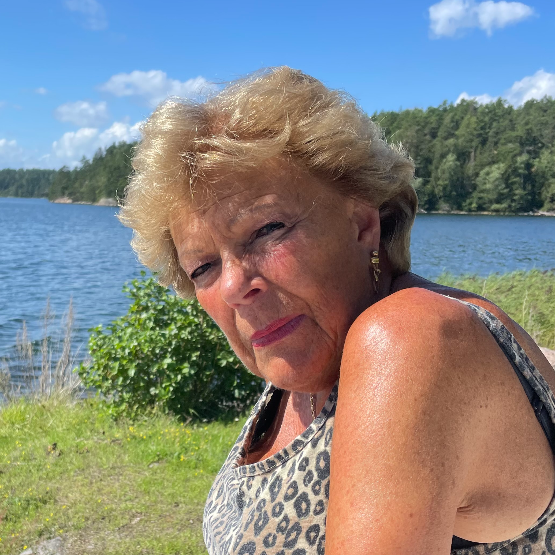 Angela Berglund