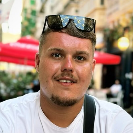 Niklas Åström